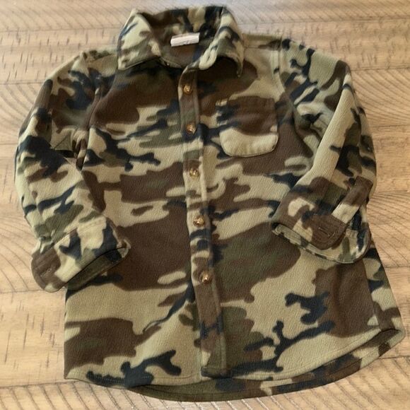 Kid 👦 👧 Camo Fleece Button Up to keep your wee one warm Unisex 4 - Picture 1 of 12